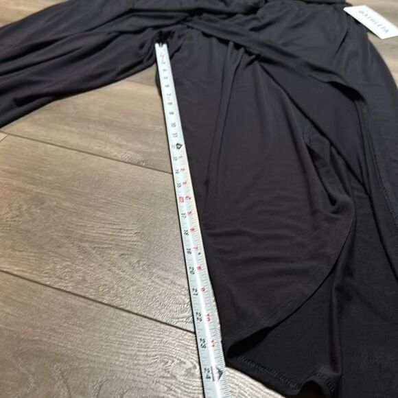 Athleta Release Black High Rise Travel Casual Front Split Crop‎ Pants Size 2X - Picture 10 of 13